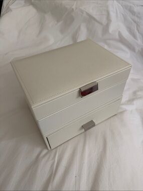 Stackers Jewelry Organizer in White